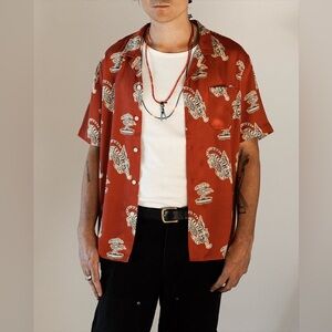 P&Co Men’s Tiger Bonsai Button Down Camp Shirt Red/Ivory/Black Size M